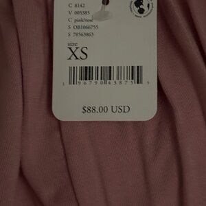 Free People - Sunday Stroll Jumper
XS - Pink